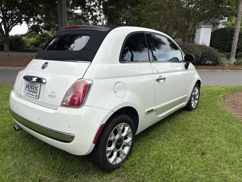 White Fiat 500c Convertible for rent in Charleston SC, photo 6