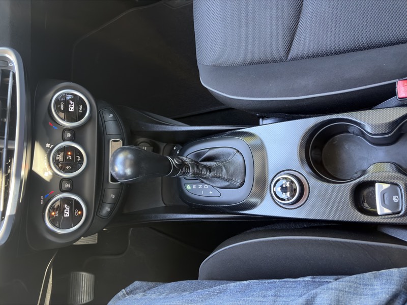Green Fiat 500X for rent in Charleston SC, photo 11
