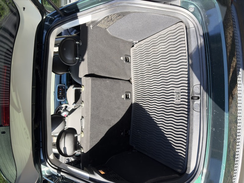 Green Fiat 500X for rent in Charleston SC, photo 16