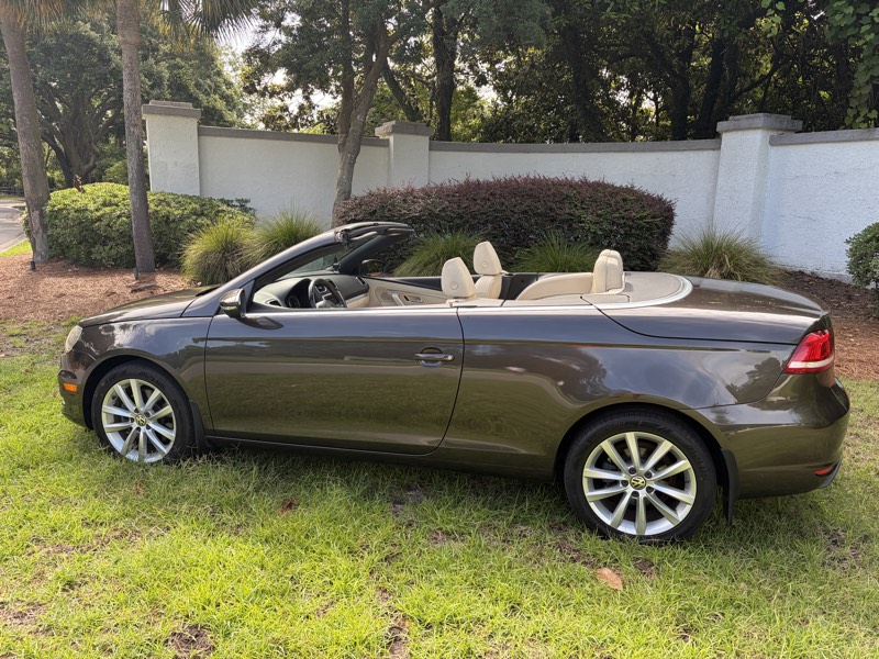 Brown Volkswagen Convertible for rent in Charleston SC, photo 5